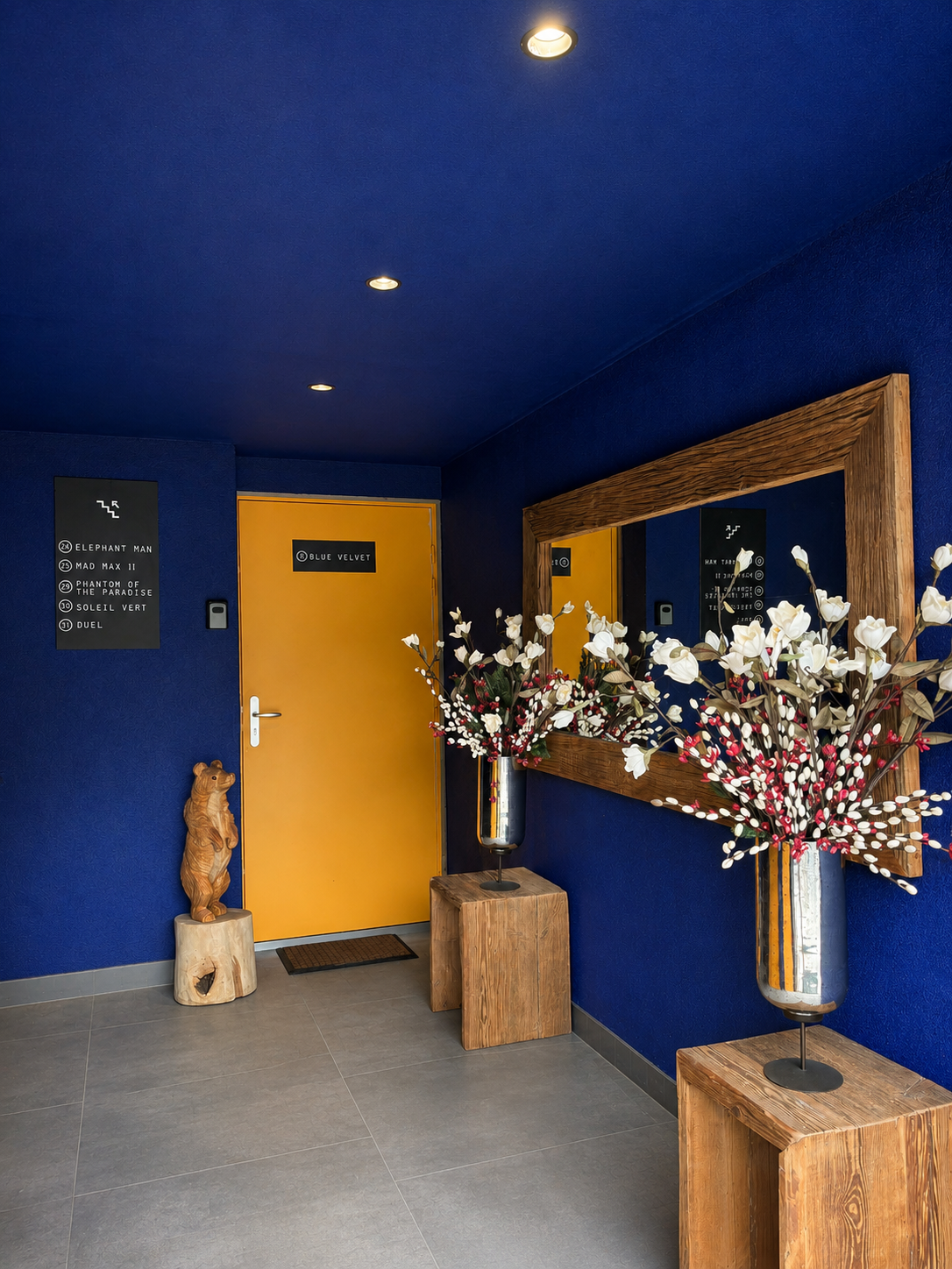 Apt.n°19, Blue velvet